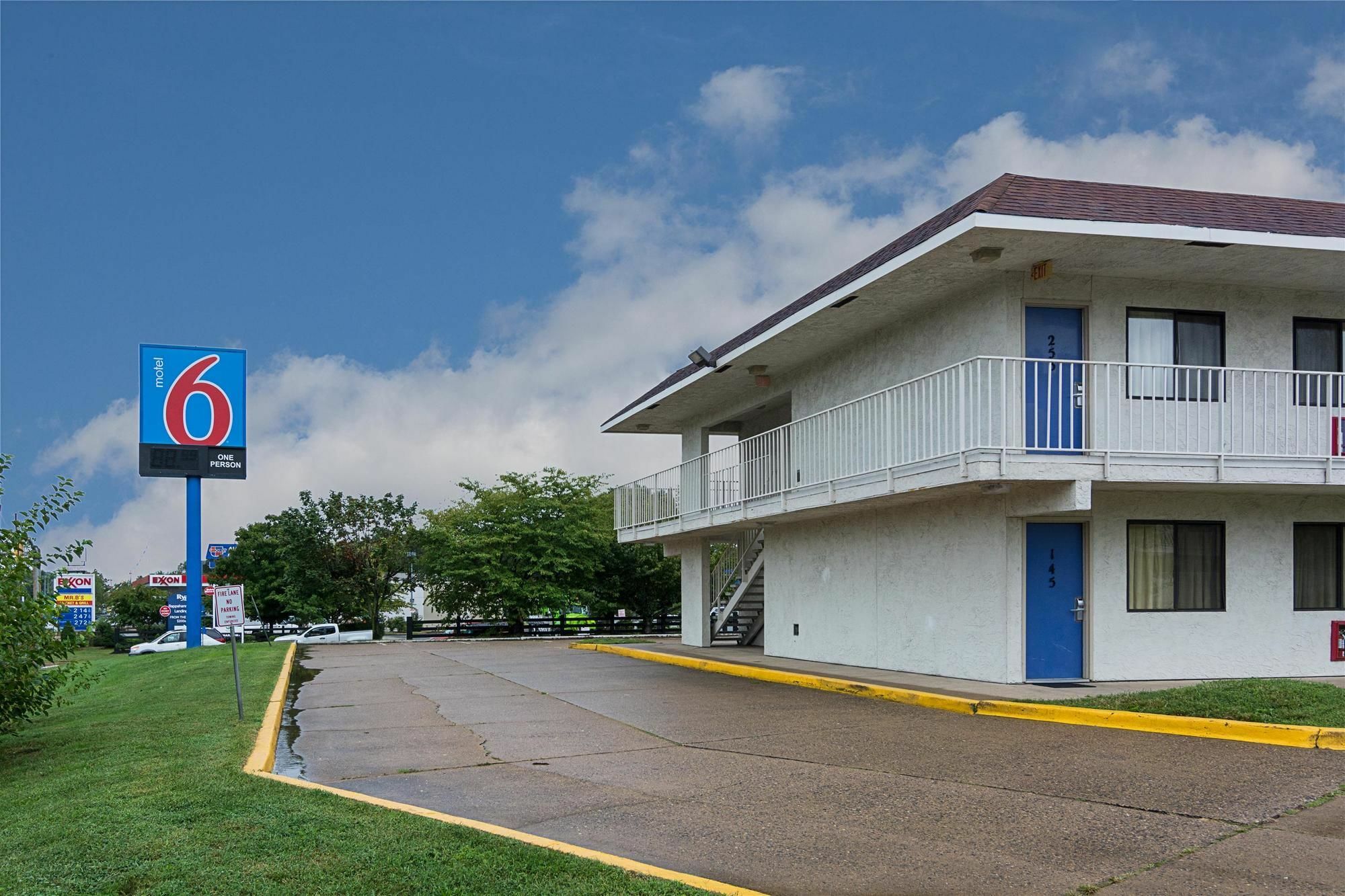 Motel 6 Fredericksburg, Va - North Exteriér fotografie